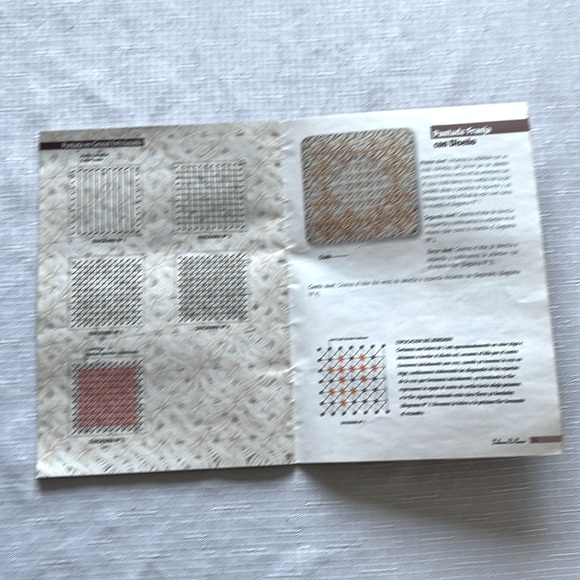 LAP LOOM MAGAZINES SPANISH VERSION - Picture 8 of 9